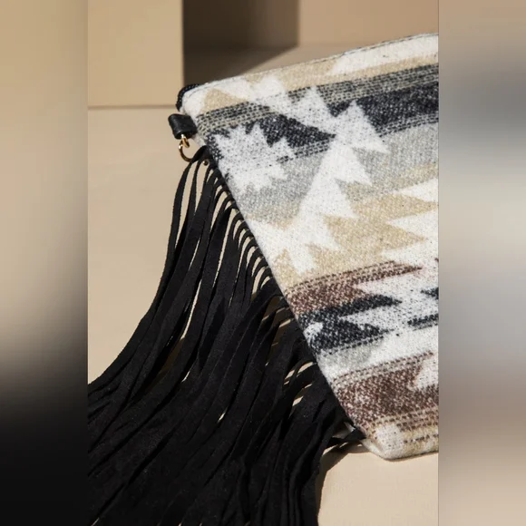 Fringed Crossbody Bag - Ethnic Southwest inspired Design - Clutch Strap Included - Picture 4 of 6